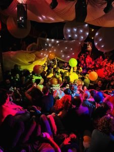 Whirl-y-Gig No90 Live 2025-12 (23)