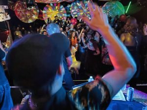 Whirl-y-Gig No90 Live 2025-12 (7)